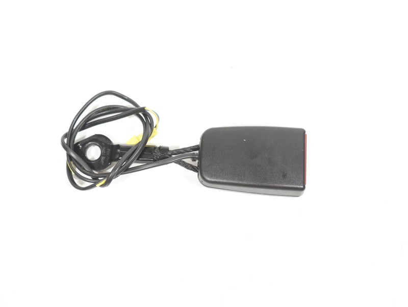 2008-2015 Mercedes C250 GLK350 W204 X204 FRONT RIGHT Seat Belt Buckle OEM