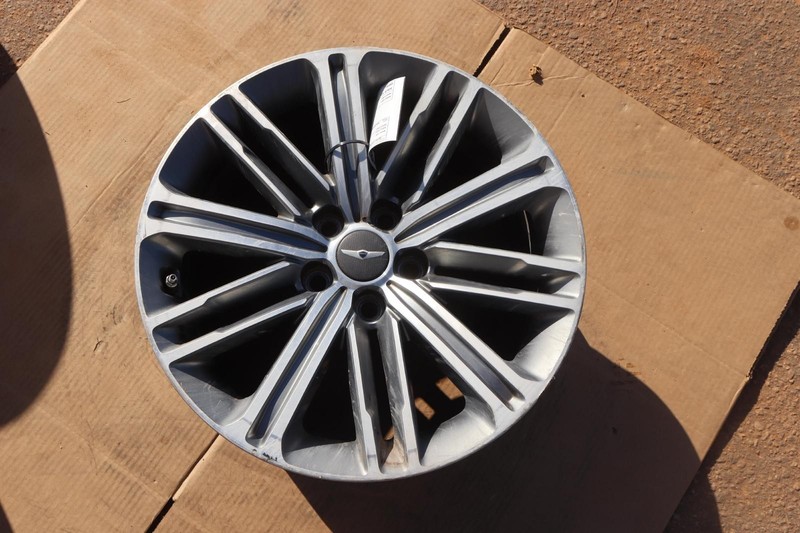 2018-2020 GENESIS G80 WHEEL RIM R18 18X8 FACTORY ALLOY SILVER 52910-B1650 OEM