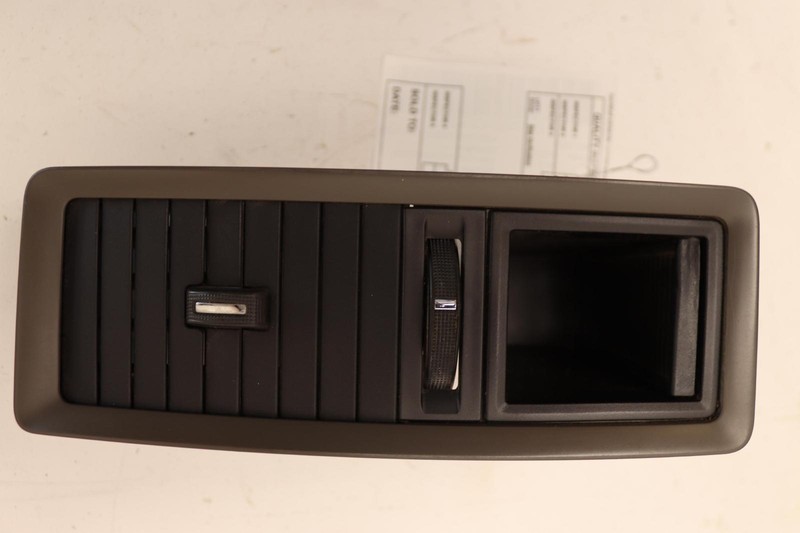 2011-2012 DODGE RAM 1500 DASHBOARD OUTER RIGHT PASSENGER SIDE AIR VENT OEM