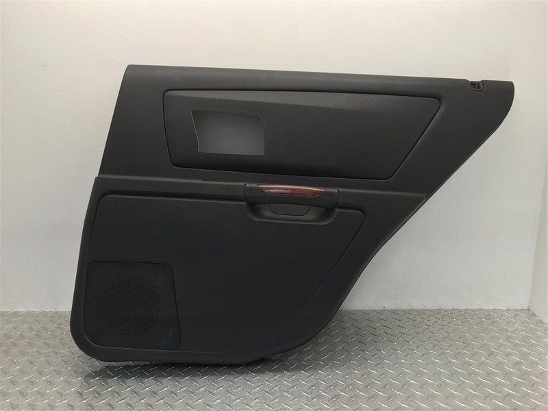 2004 2005 2006 CADILLAC SRX PASSENGER REAR DOOR PANEL OEM 89042156
