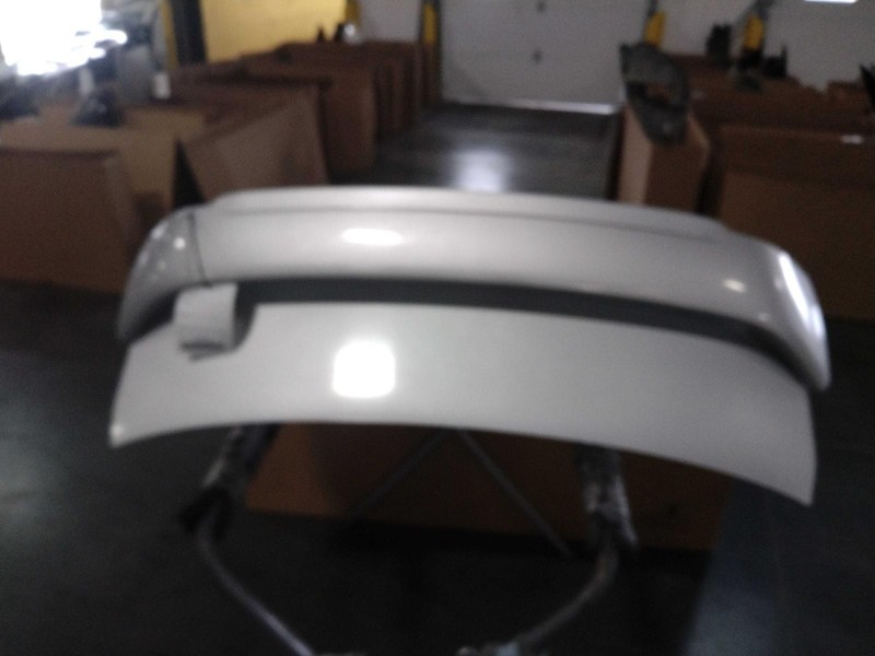 2002 Subaru Legacy Deck Lid Trunk Lid Silver OEM 57501AE02A 4DR SED