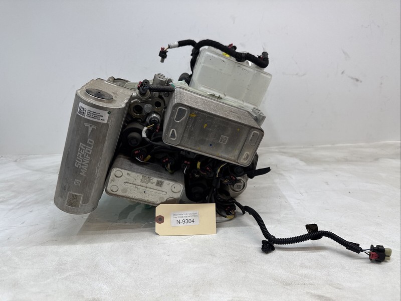 21-23 TESLA MODEL 3 HVAC heat pump supermanifoldoctavalave 1549902-00 9304 S18