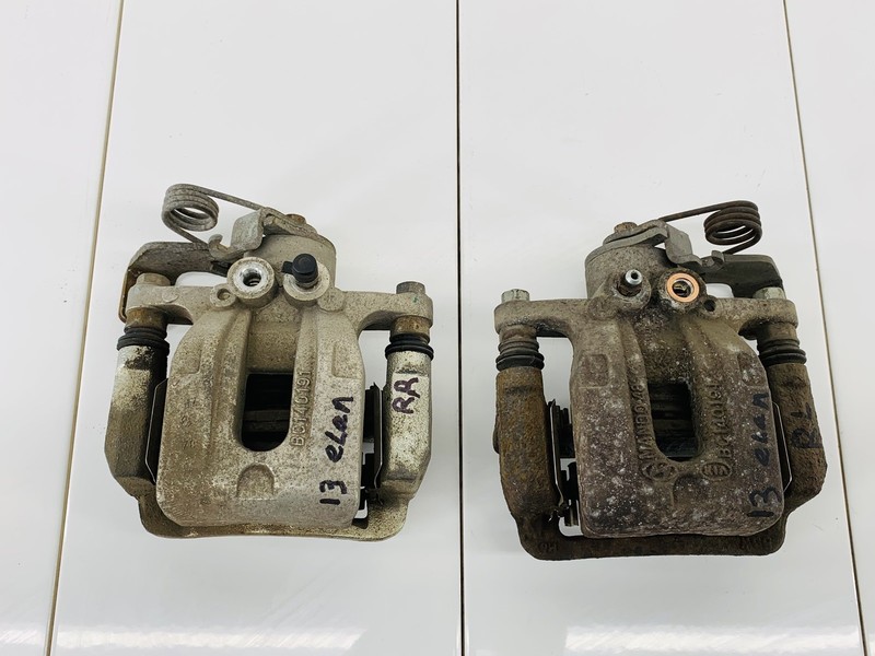 11-16 HYUNDAI ELANTRA FWD REAR RIGHT OR LEFT SIDE BRAKE CALIPER SET OF 2 OEM