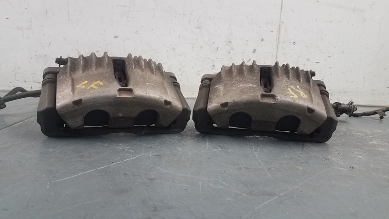 1999 Chevy Camaro Z28 Front Brake Calipers #5336 F7