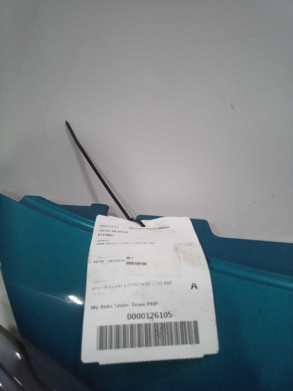 2016 Nissan Versa Blue Grille OEM 623103VY0A Used 82K Miles