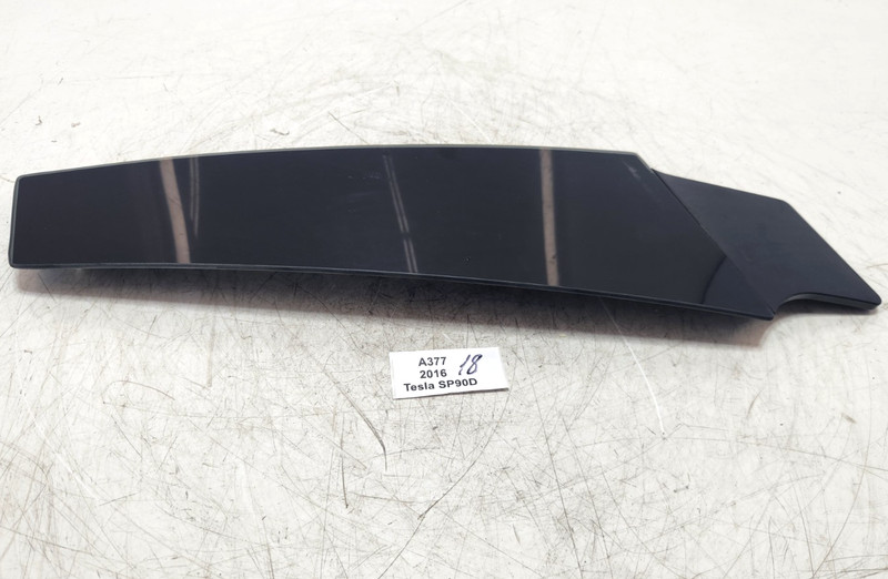 ✅ 16-20 OEM Tesla S Left Driver Side B Pillar Glass Applique Molding Trim