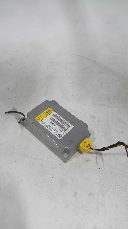 Used Anti-Theft Control Module fits: 2006 Bmw 750I Air Bag center console behind