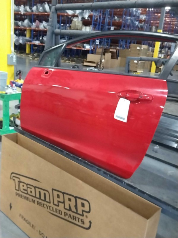 2015 Honda Civic Left Door Red Used 2DR Coupe 563775 132K Miles