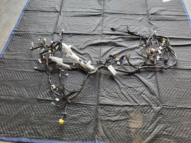 Used Oem Mazda Dashboard Instrument Panel Wiring Harness 3.3L AWD for 2024 CX-90