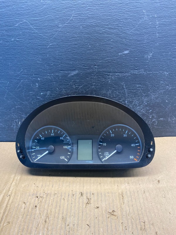 2007 to 2009 Sprinter 2500 3500 Instrument Speedometer Gauge Cluster AD1766 DG