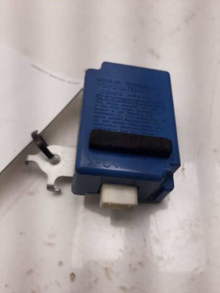 10-15 TOYOTA PRIUS PLUG-IN 1.8L FWD AT TPMS CONTROL MODULE ECM