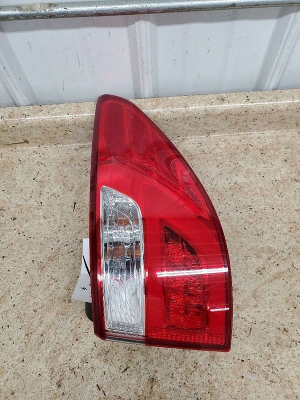 Passenger Tail Light LWB Incandescent Bulb Fits 13-16 SANTA FE 302651