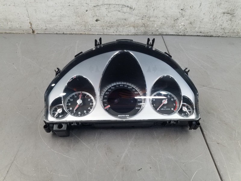 2012 Mercedes AMG E 63 Wagon Gauge Cluster / Bezel #83055 P11