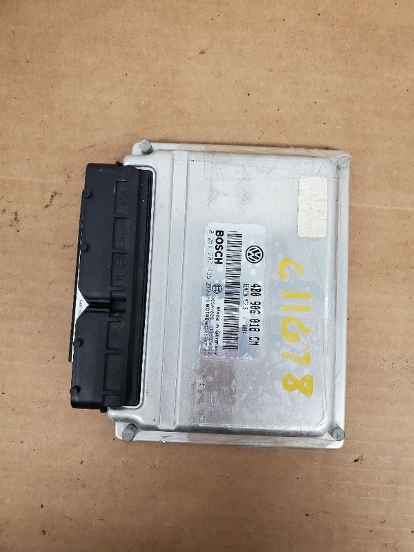 Engine ECM Electronic Control Module 4 Cylinder Fits 02 PASSAT 292054
