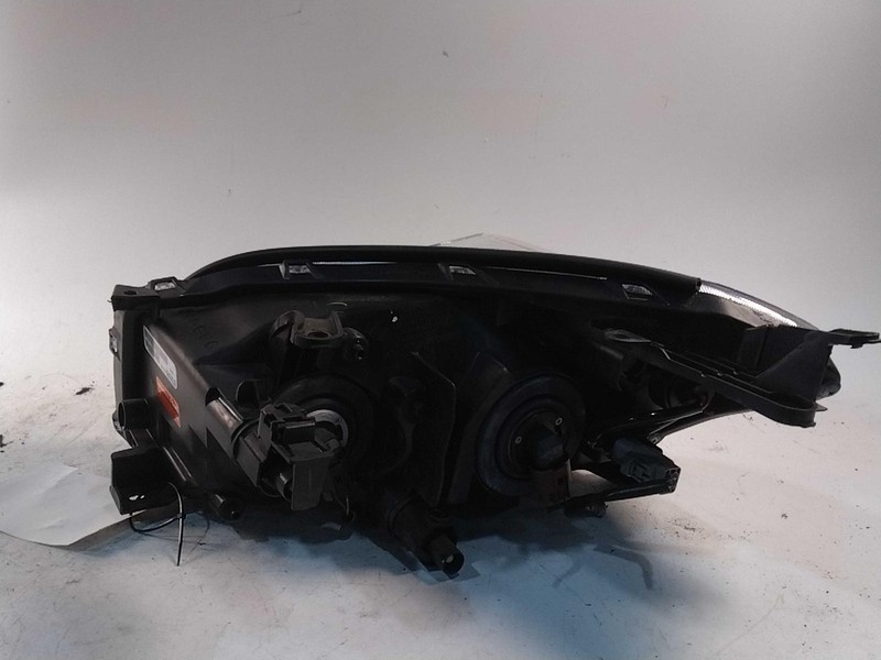 Used Right Headlight Assembly fits: 2012 Toyota Rav4 R. sport package Right Grad