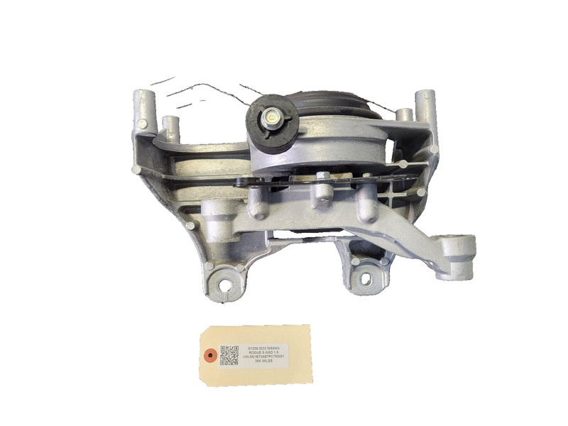 Used Oem Nissan Left Driver Engine Mount Support Bracket 2021-2025 Rogue 1.5L