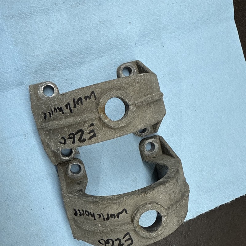 1990’s - 2000’s Ezgo txt Workhorse Lx 800 Rear Axle Brake Cable Mounts