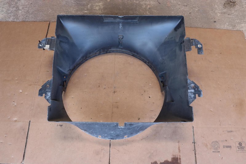 2009-2014 DODGE RAM 1500 5.7L ENGINE RADIATOR UPPER COOLING FAN SHROUD OEM