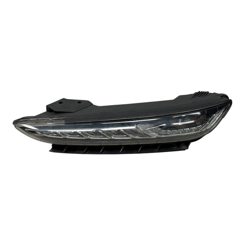 2018-2021 Hyundai Kona Left driver LED headlight turn signal OEM 92207-J90