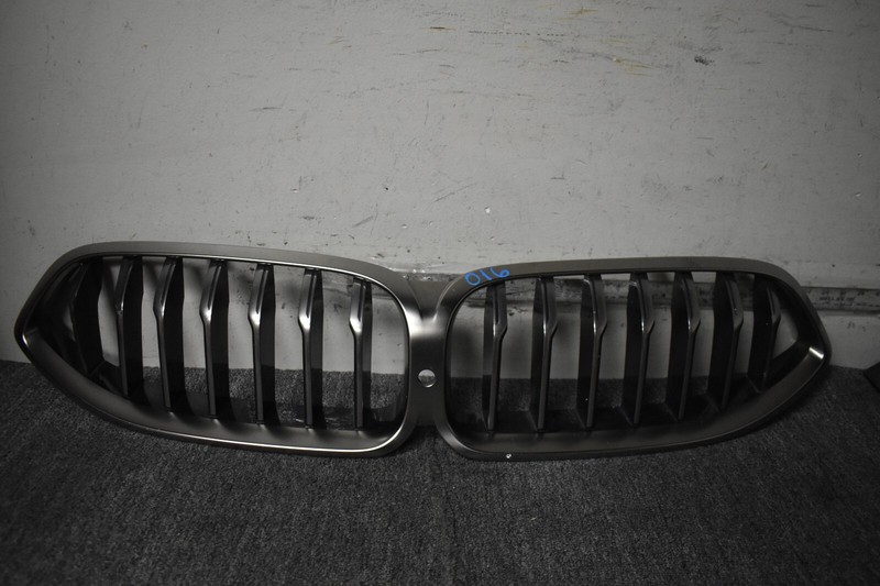 2019-2021 BMW 330I FRONT UPPER GRILLE FACTORY OEM