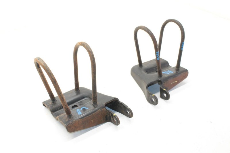 06-10 Hummer H3 3.7L Pair of Left and Right Left Spring U Bolts