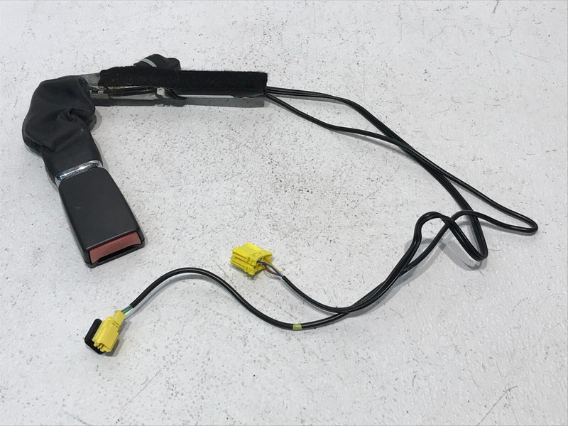 03-06 Mercedes W220 S430 S55 AMG Front Right Seat Belt Buckle Seatbelt OEM