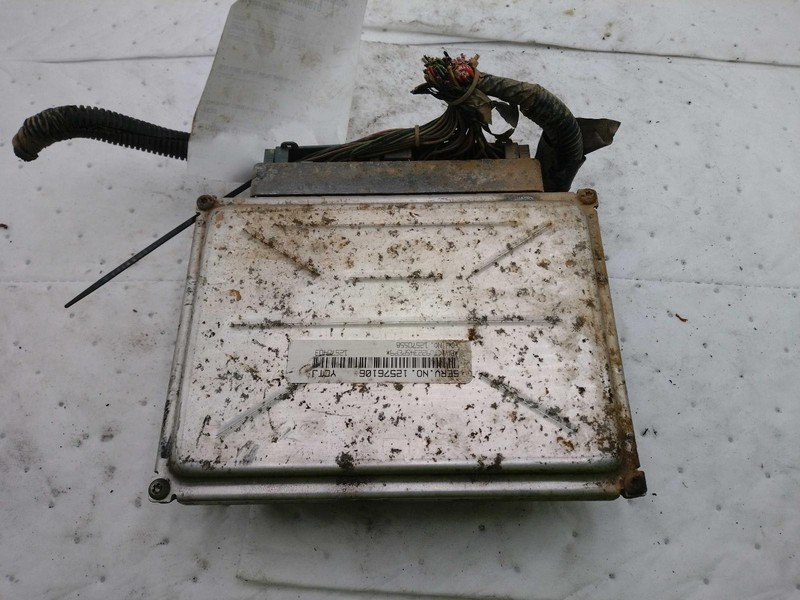 Used Engine Control Module (ECM) fits: 2003 Gmc Yukon Electronic Control Module