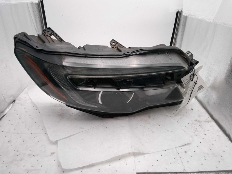 2019 Honda Ridgeline Right Headlight Assembly Silver OEM 33519 133K Miles