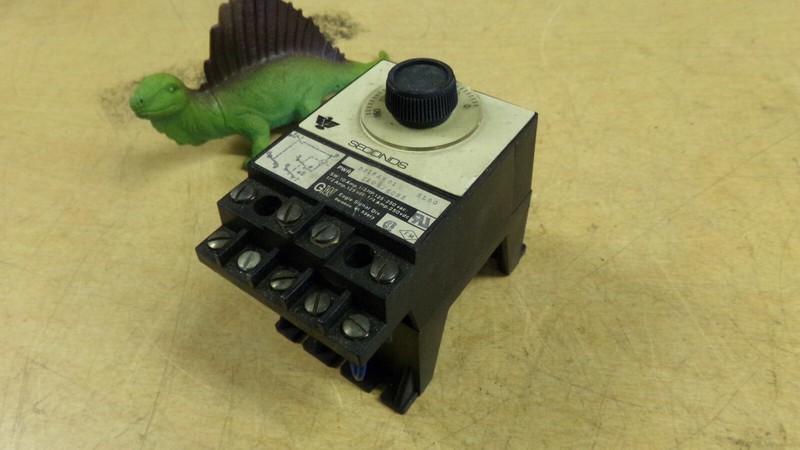 Eagle Signal BR16A601 Timer *Free Shipping*