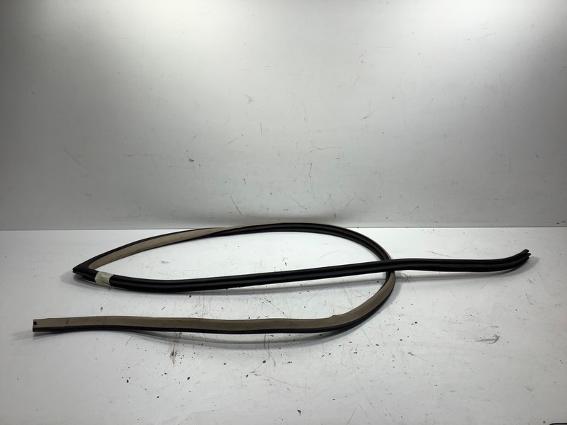 94-97 Honda Accord 4DR Right Rear Body Door Seal Beige OEM