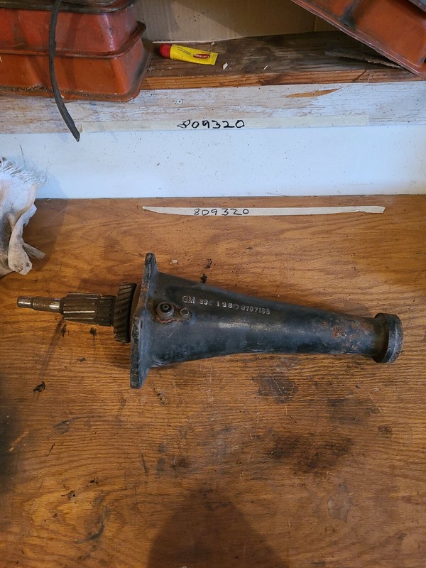 GM Chevrolet Chevy transmission tail 8707185manual
