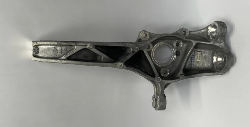 2024-2025 GENUINE Tesla Model Y Front Right Steering Knuckle 2188316-00-BOEM