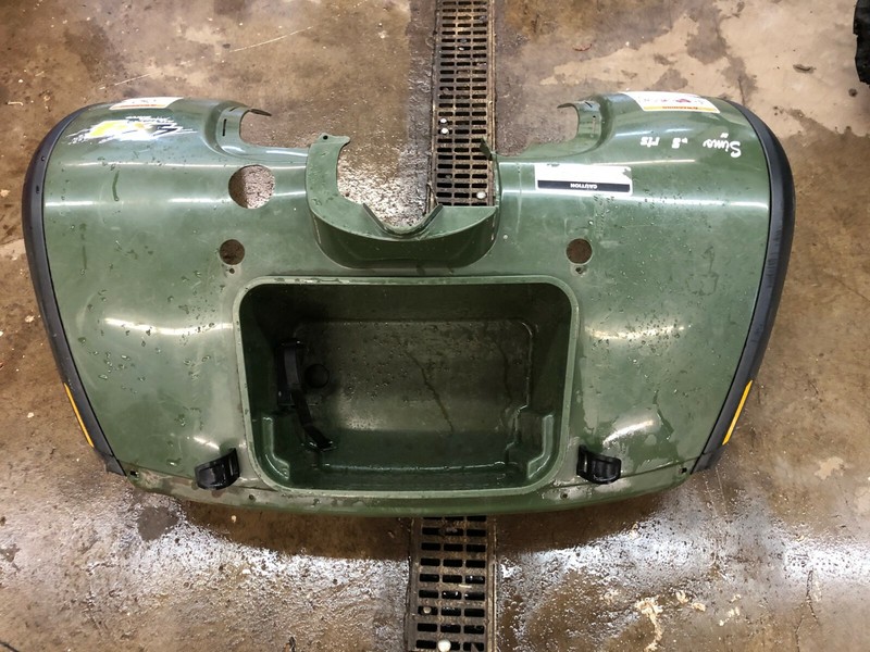 Canam Traxter 500 John Deere Buck 500 Front Fender 703500067 $65 midwest ship