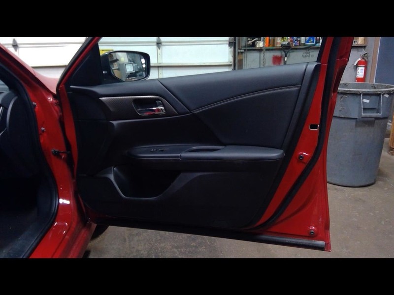 2016 ACCORD Passenger Right Front Door Trim Panel 1573453