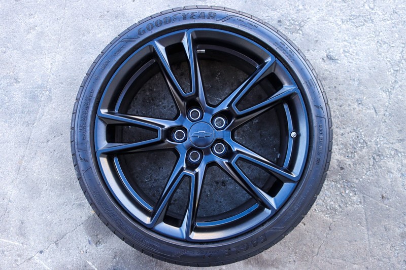 19-24 Chevy Camaro 20" 5 Spoke 245/40R20 20X8.5J Alloy Front Rim Wheel Tire OEM