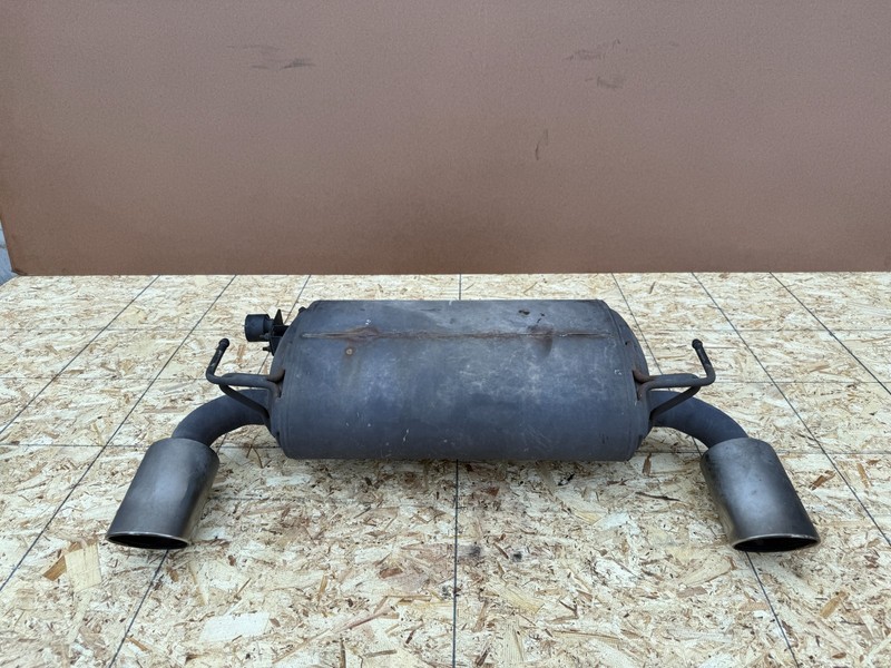 INFINITI G37 Q60 2 DOOR 08-16 OEM REAR MUFFLER EXHAUST WITH TIPS ASSEMBLY