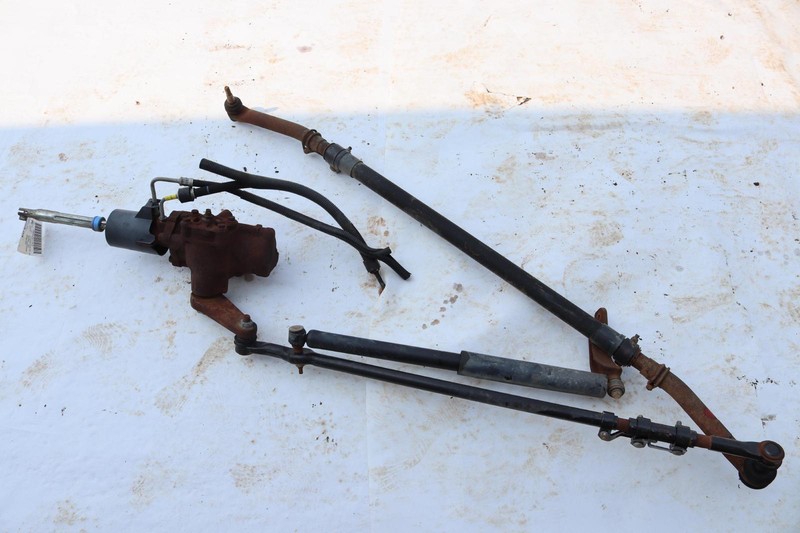 2011-2016 FORD F250 SD 6.2L POWER STEERING GEAR RACK AND PINION W/ LINK OEM