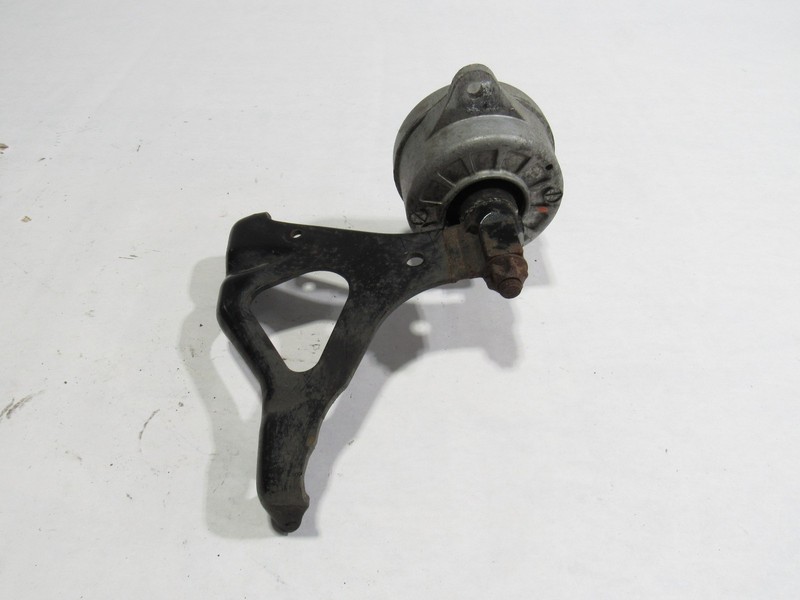 14-16 Porsche Cayman 2014 2.7L Left Transmission Support Mount Bracket ;:A