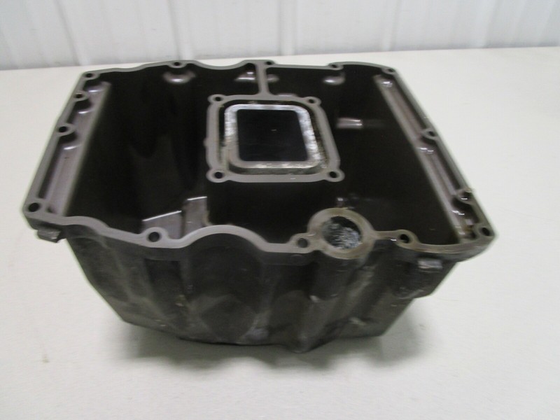 67F-15311-03-5B Yamaha Outboard 75 HP 4 Stroke Oil Pan Sump 2006