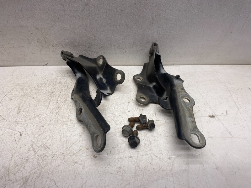 2004-2007 TOYOTA HIGHLANDER HOOD HINGE HINGES SET PAIR BLACK OEM