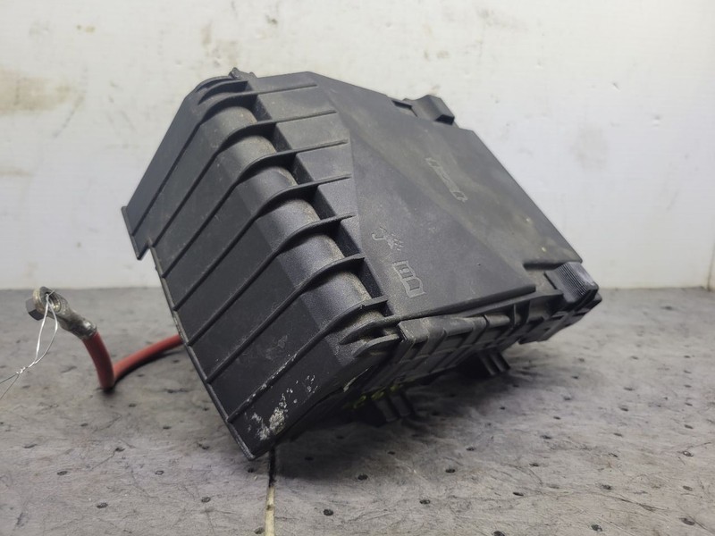 Fuse Box Engine Compartment Fits 08-15 AUDI TT 1656789