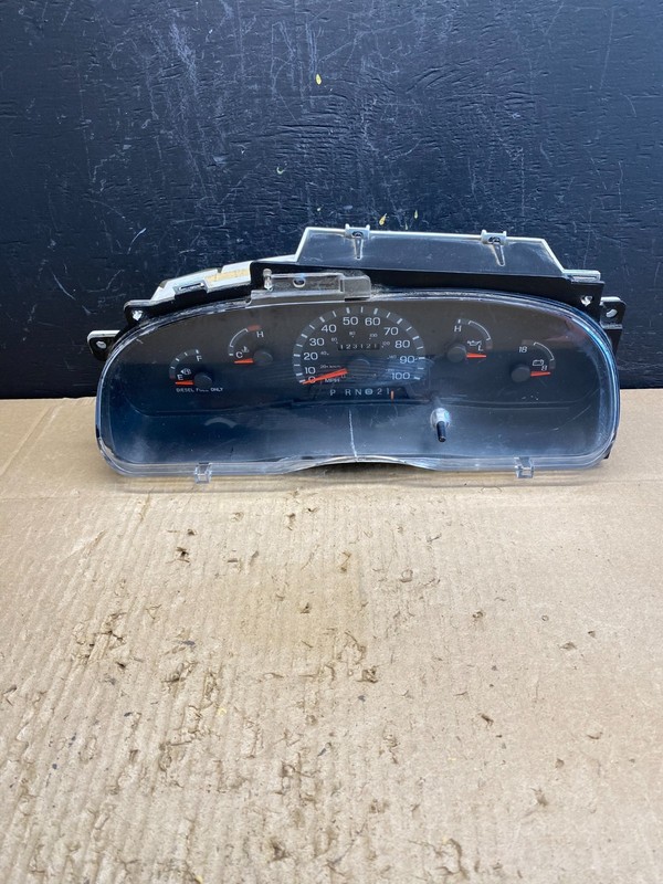 1999 to 2000 Ford E150 E250 E350 VAN Gauge Speedometer Cluster AC4651 DG