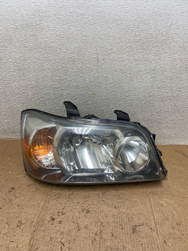 2004 2005 2006 Toyota Highlander Headlight Right Passenger RH Side Oem AA4212 DW