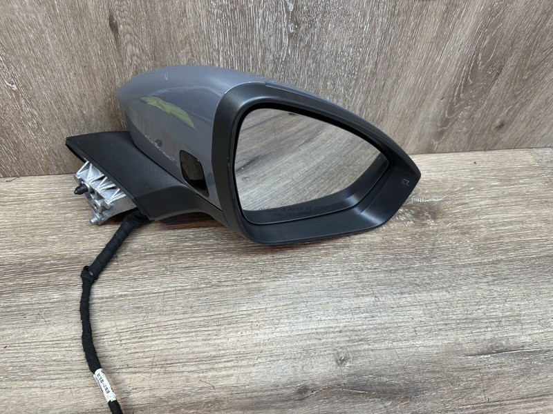 2021 VOLKSWAGEN ID.4 RH MIRROR ASSY WITHTURN SIGNALOEM # 11K.857.502.C