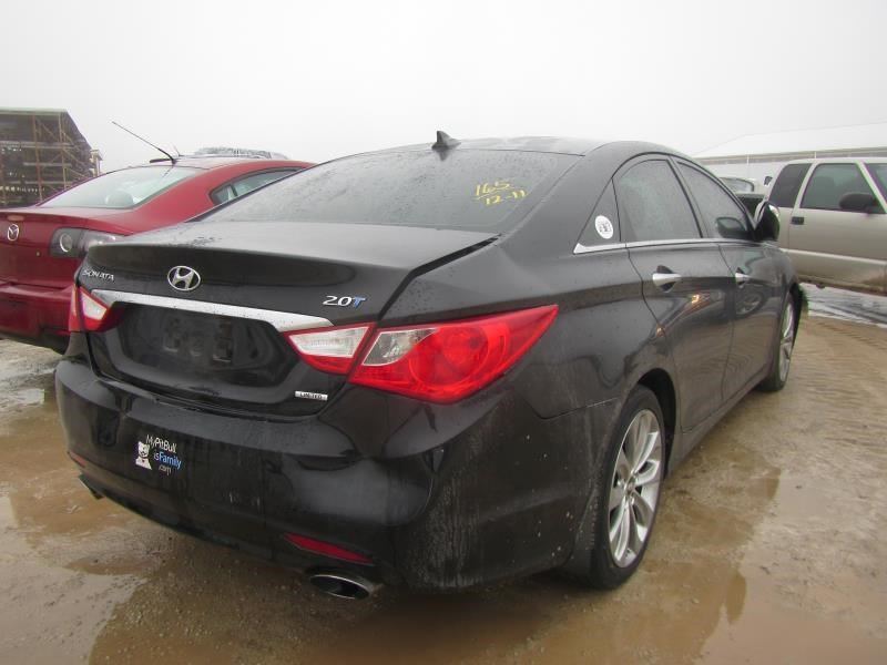 Passenger Tail Light VIN B 8th Digit Lid Mounted Fits 11-14 SONATA 1717461