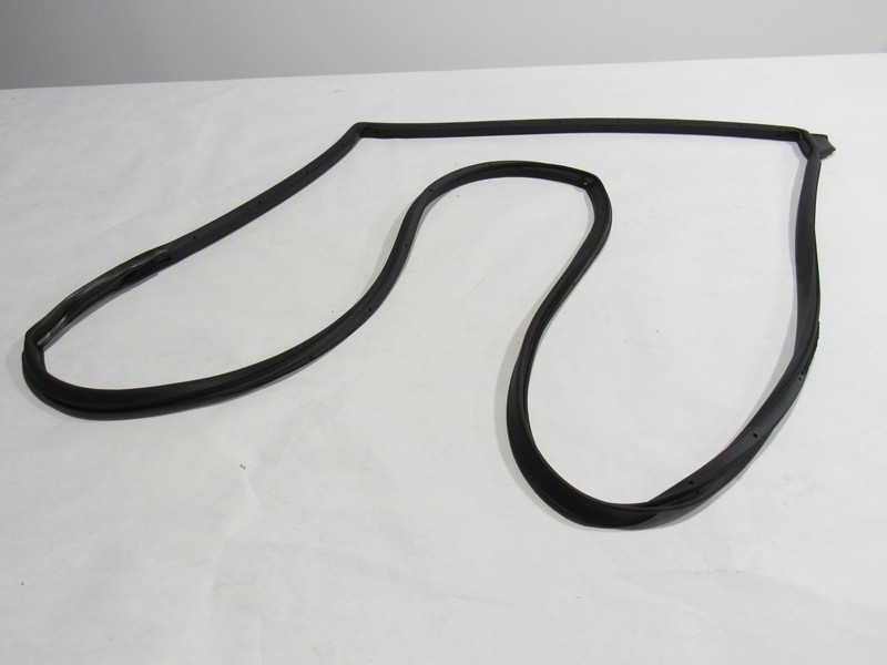 14-21 Lexus GX460 2017 Rear Left Driver Door Window Body Weatherstrip Seal ;:O