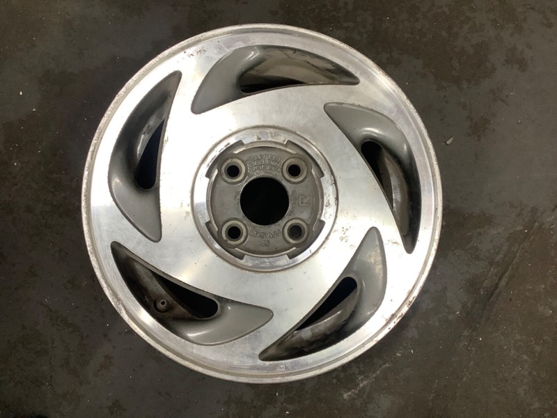 90 91 Integra HB Right Aluminum Wheel Rim 14x5-1/2JJ 5 Spoke Used OEM
