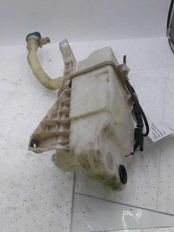 2011 Suzuki Kizashi Washer Fluid Reservoir OEM Blue 2.40L 177K Miles