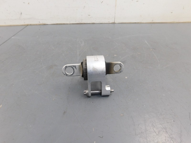 2021 22 Tesla Model S LR Plaid Left Front Electric Motor Mount #9677 Y3