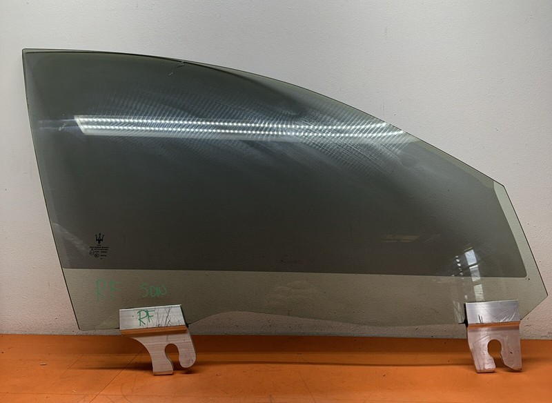 2014 - 17 Maserati Ghibli RIGHT Front Window Laminated Door Glass RF OE Sedan